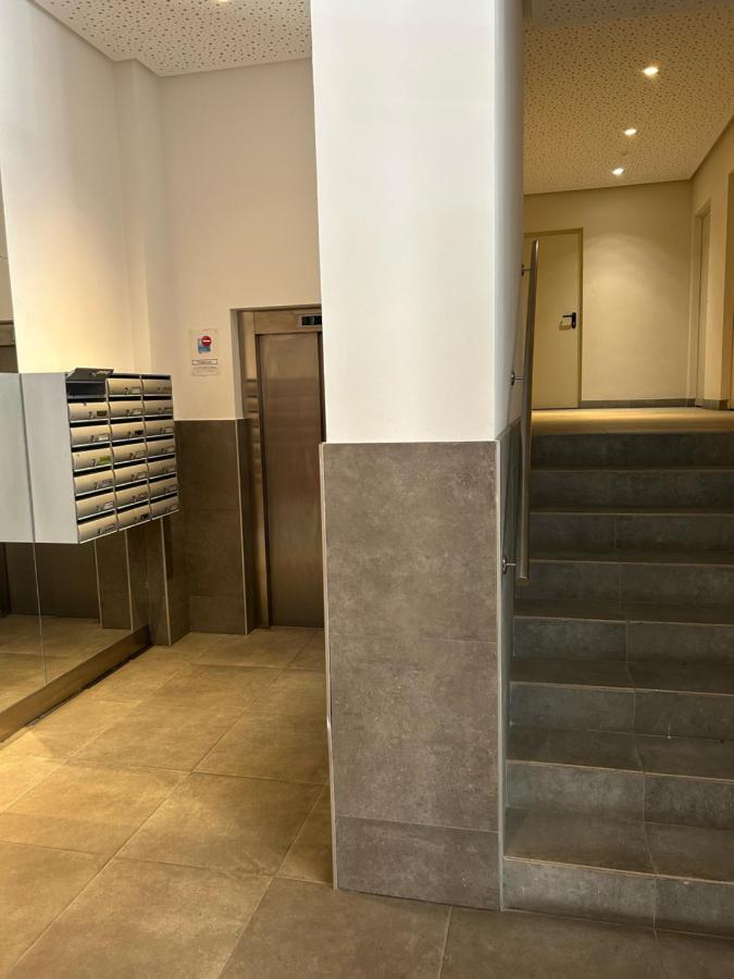 Апартаменти Lujoso Hogar Cerca Del Casco Antiguo De La Ciudad Валенсія Екстер'єр фото